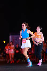 BIB: 28852
                            <button type="button" onclick="openModal(22964893)" class="btn btn-primary btn-sm float-right btn-popup" data-toggle="modal" data-target=".modal-high-quality">
                        <i class="fas fa-shopping-cart"></i> Add to Cart
                    </button>
                                            <button type="button" onclick="isThisMe(22964893, true)" class="btn btn-success btn-sm float-right btn-popup btn-isme hidden" data-toggle="tooltip" data-placement="bottom" title="นี่คือรูปของคุณใช่ไหม คลิกที่นี่เพื่อเอาเข้าอัลบั้ม">
                        <i class="fas fa-plus"></i> Add to album
                    </button>
                    <button type="button" onclick="isThisMe(22964893, false)" class="btn btn-warning btn-sm float-right btn-popup btn-isnotme hidden">
                        <i class="fas fa-ban"></i> Remove from album
                    </button>
